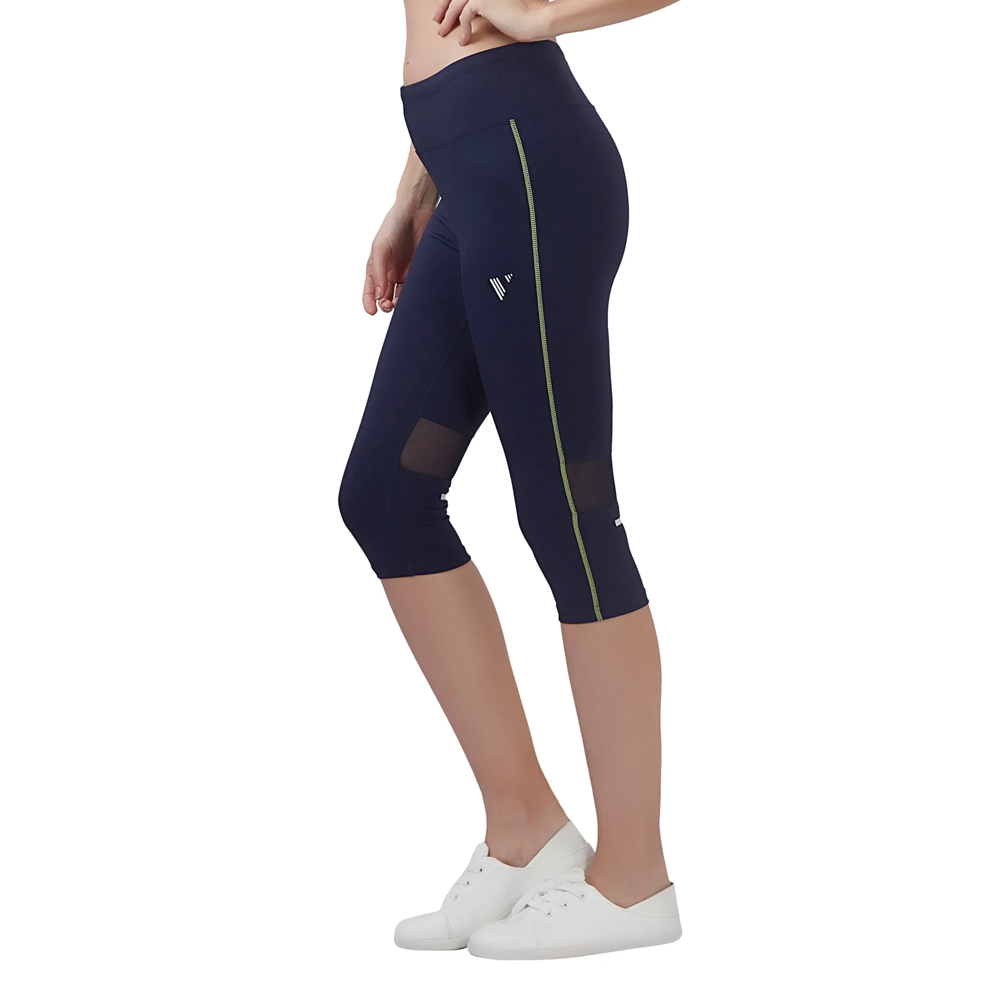 Align Women 3/4TH LEGGING (High Rise Waistband with hydro-dry Tech)