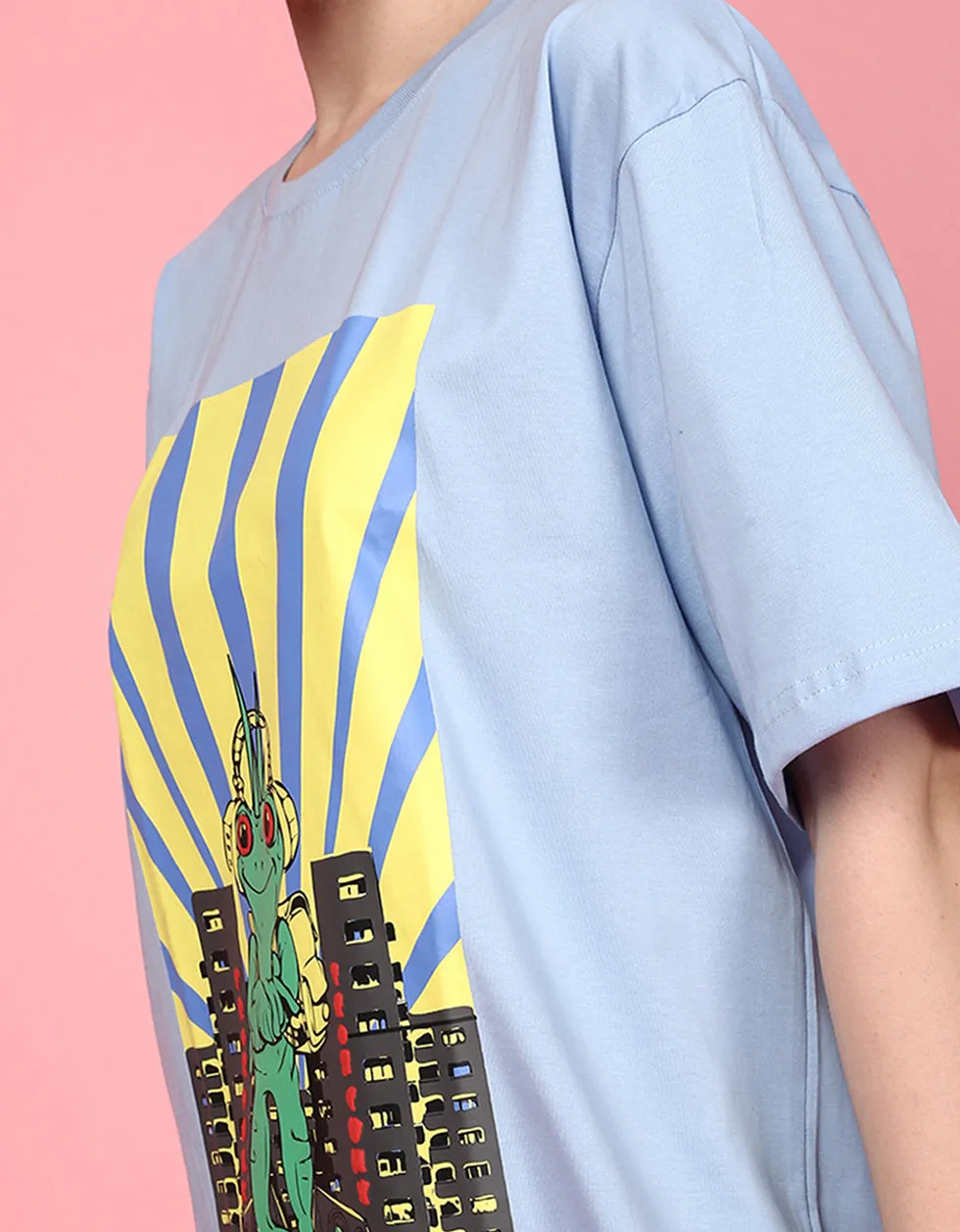 Blue Frog Oversized Chest Graphic Printed Tshirt