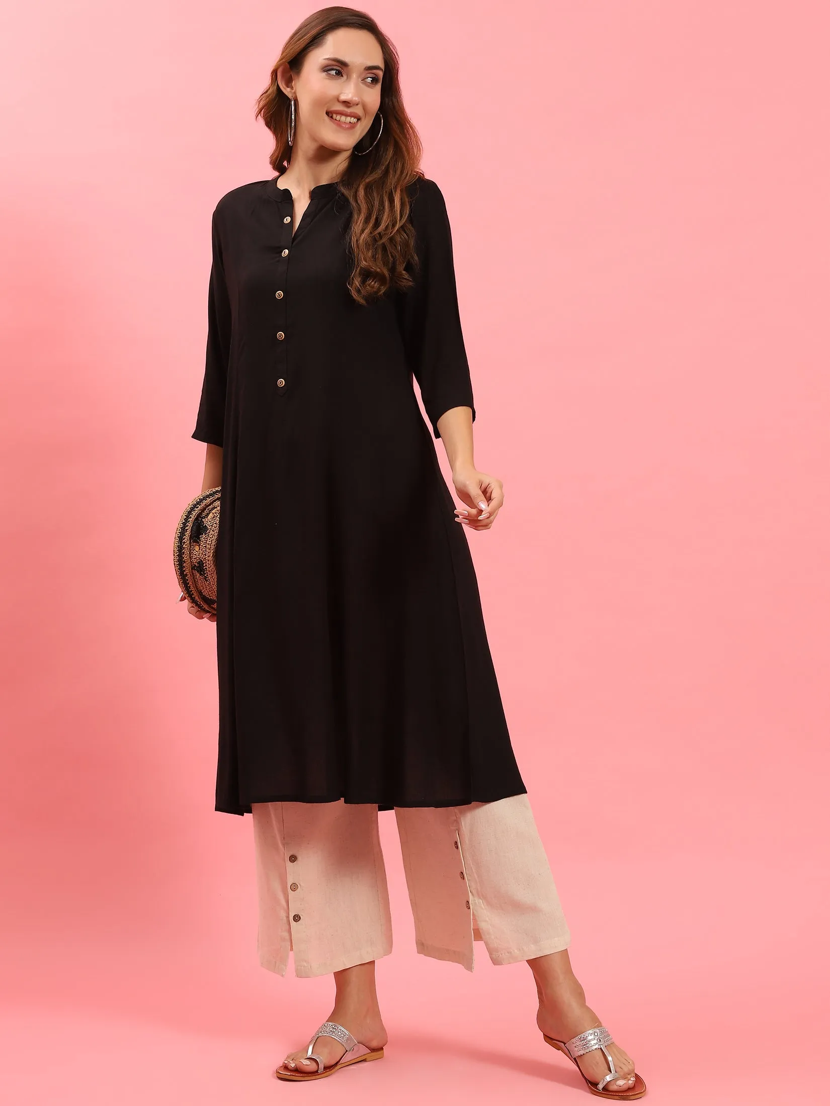 Women Black Plain Kurta